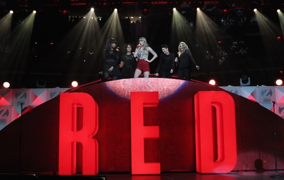 Red-Taylor-Swift-recensioni