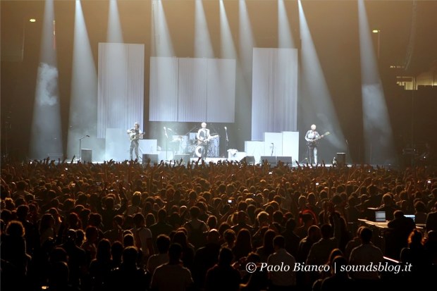 mediolanum forum Franz Ferdinand foto concerto @ Assago Milano, 3 Aprile 2014 - photo by Paolo Bianco
